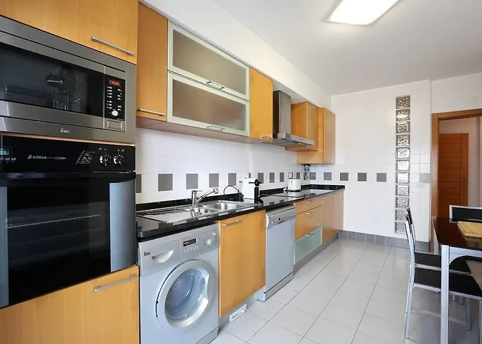 Hills And Waves Apartament